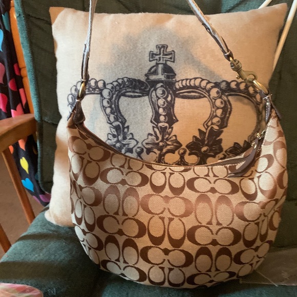 Like new never carried got for Christmas. - Picture 6 of 7